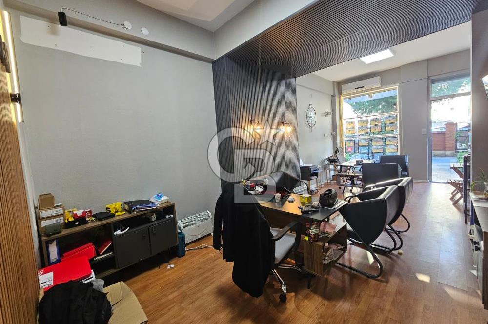 BOSTANLI'KALBİNDE MERKEZİ KONUMDA SATILIK DÜKKAN