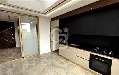 KARTEPE ZERAY ESİL SİTESİNDE 4+1 ÖZEL TASARIM KİRALIK DAİRE