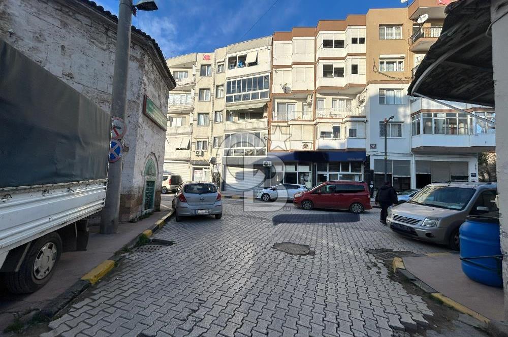 MENEMEN GAYBİ MAHALLESİNDE SATILIK ARSA