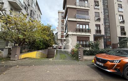 KADIKÖY FENERYOLU'NDA MERKEZİ VE KONFORLU 2+1 KİRALIK DAİRE