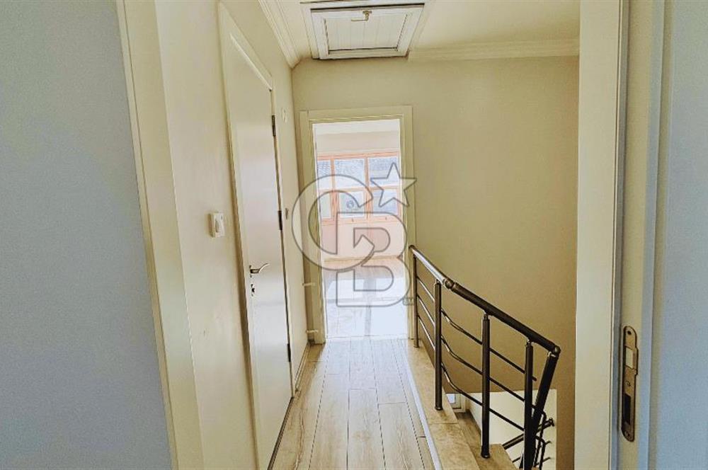 Foça Bağarası Kazım Dirik Mah. Satılık 2+1 Dubleks