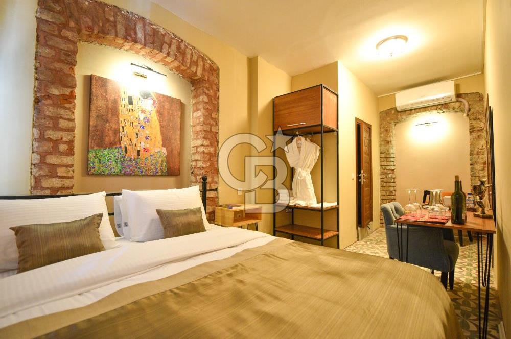 GALATA KULESİ YAKINI ORJİNAL ATEŞ TUĞLA KİRALIK HOME OFİS