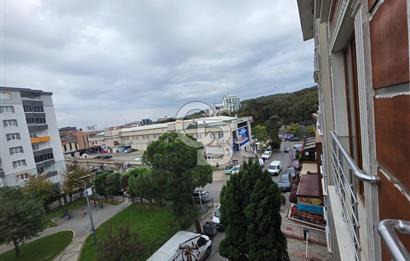 DUDULLU MERKEZDE 3+1 DAİRE