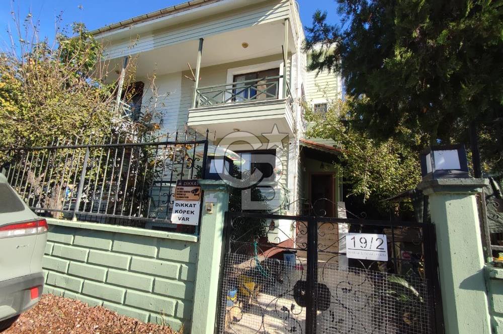 Döşemealtı Nebiler'de satılık 6+1 villa