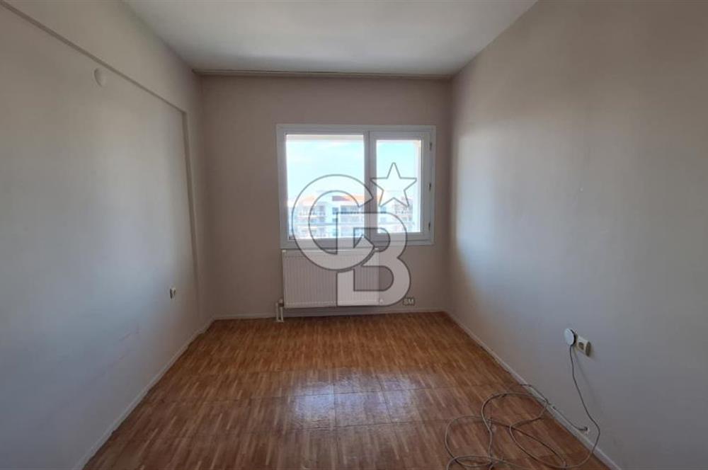 ULUKENT 8.Cİ CADDE ÜZERİNDE KİRALIK ARA KAT 3+1 DAİRE 