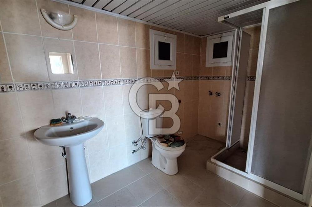 ULUKENT 8.Cİ CADDE ÜZERİNDE KİRALIK ARA KAT 3+1 DAİRE 