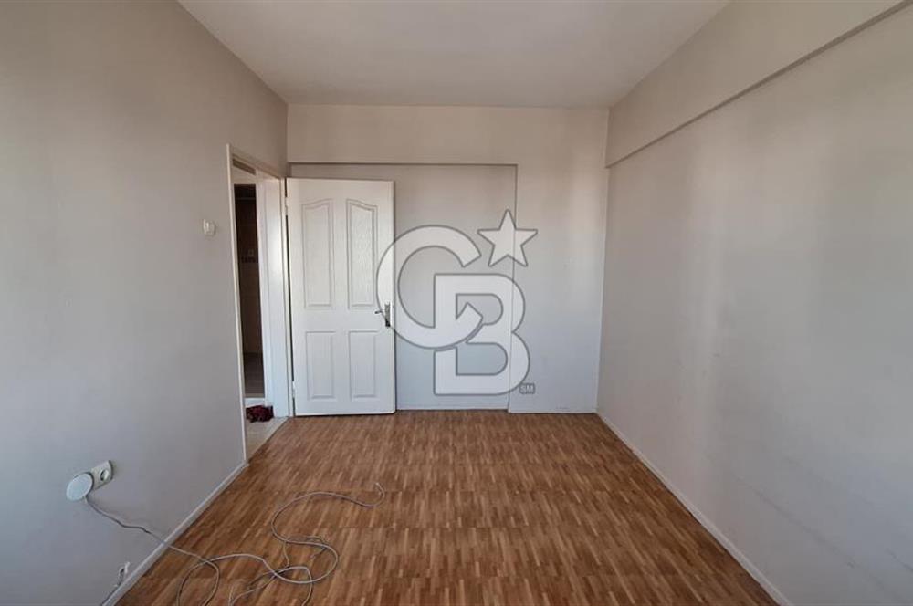 ULUKENT 8.Cİ CADDE ÜZERİNDE KİRALIK ARA KAT 3+1 DAİRE 