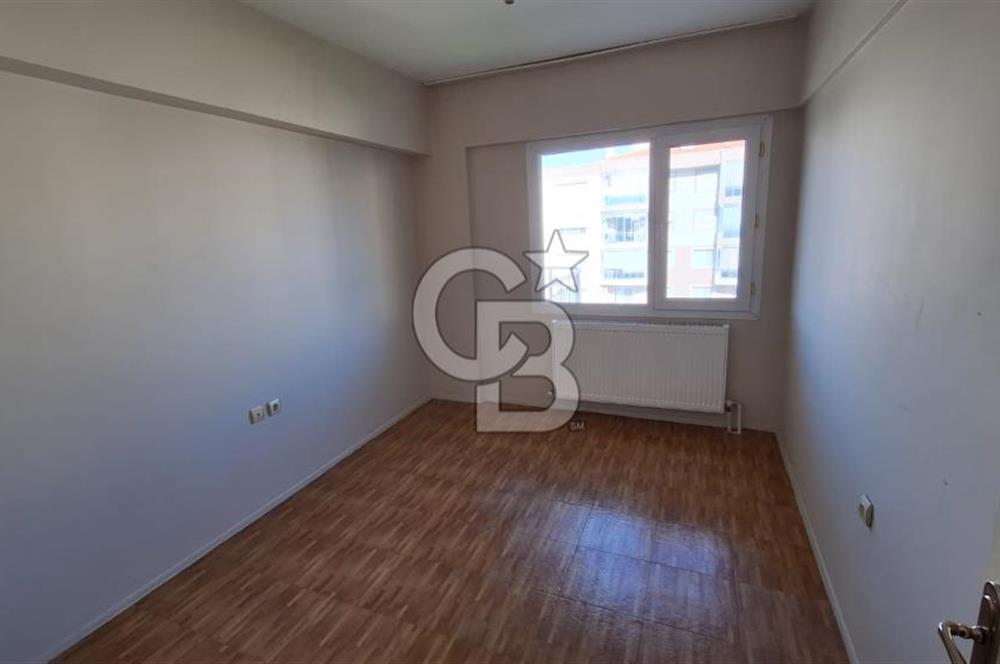 ULUKENT 8.Cİ CADDE ÜZERİNDE KİRALIK ARA KAT 3+1 DAİRE 