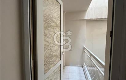 Karşıyaka Tersane'de Merkezi Konumda Kiralık 3+1