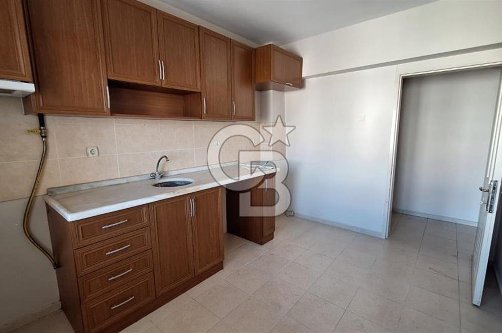 ULUKENT 8.Cİ CADDE ÜZERİNDE KİRALIK ARA KAT 3+1 DAİRE 