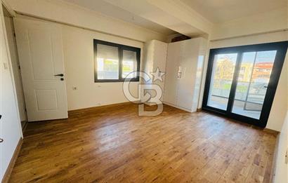 Foça Bağarası Villalar Bölgesinde 4+1 Havuzlu Kiralık Villa