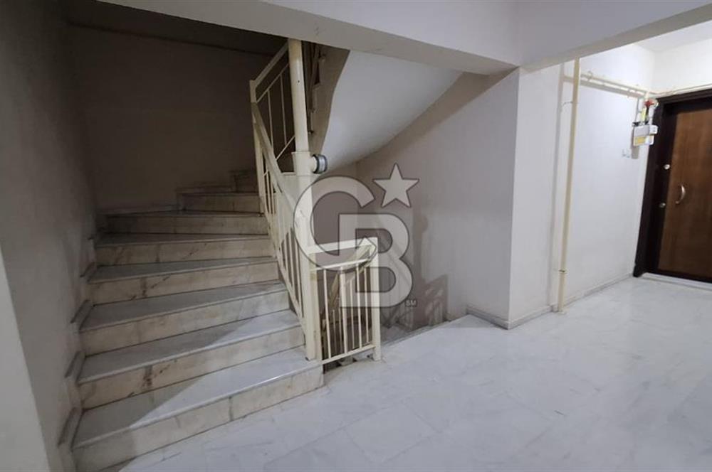 ULUKENT 8.Cİ CADDE ÜZERİNDE KİRALIK ARA KAT 3+1 DAİRE 