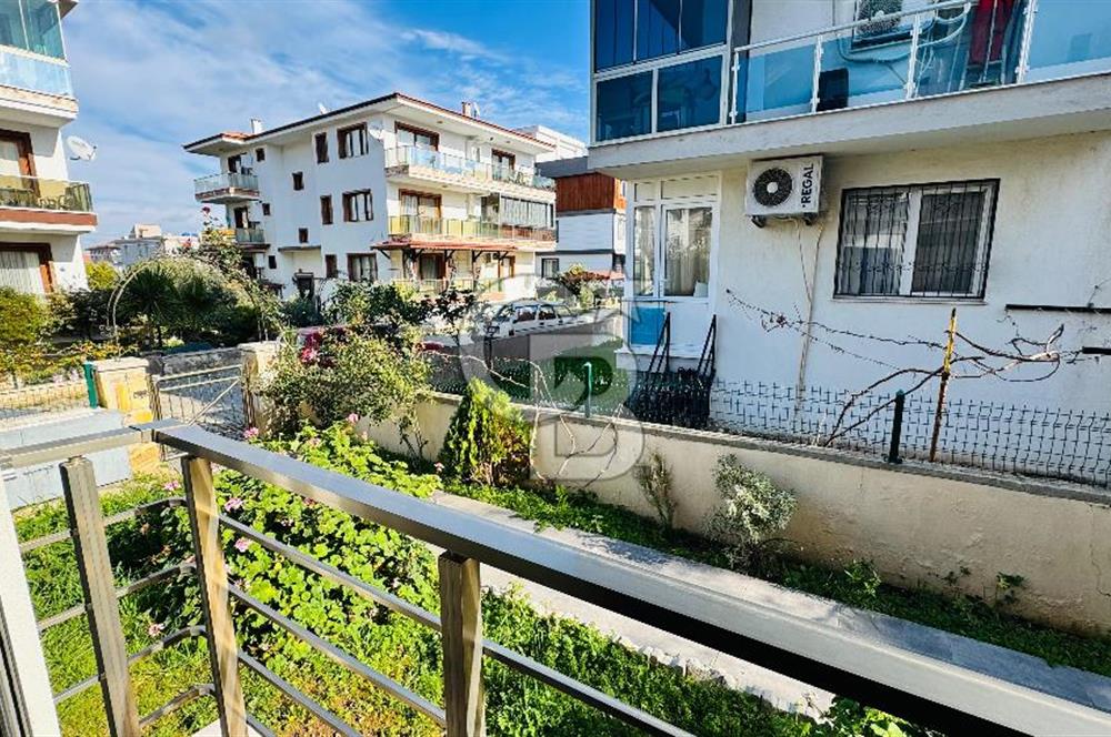 Yenifoça'da Satılık Bahçe Katı 2+1 Daire