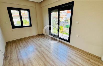 Yenifoça'da Satılık Bahçe Katı 2+1 Daire