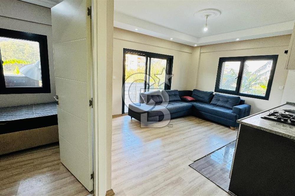 Yenifoça'da Satılık Bahçe Katı 2+1 Daire