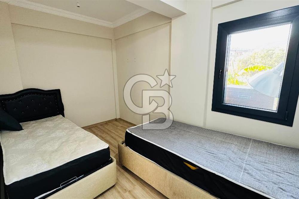 Yenifoça'da Satılık Bahçe Katı 2+1 Daire