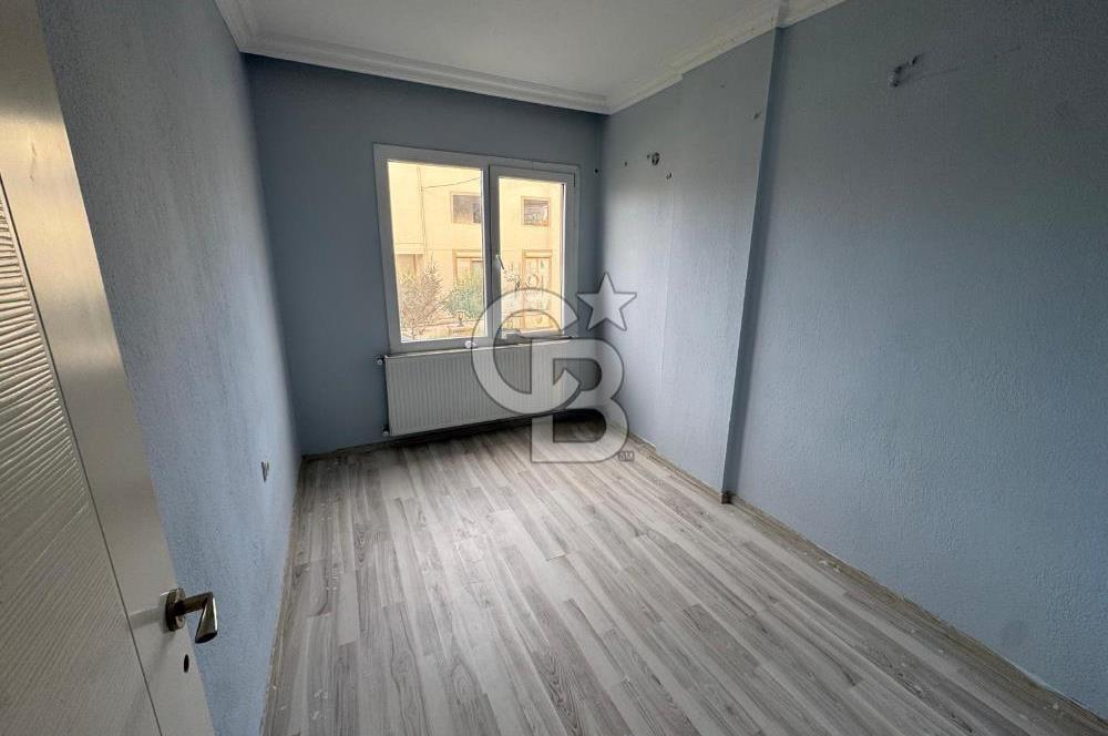 Foça Bağarası Kazım Dirik Mah. Kiralık 3+1 Bahçe Katı Daire
