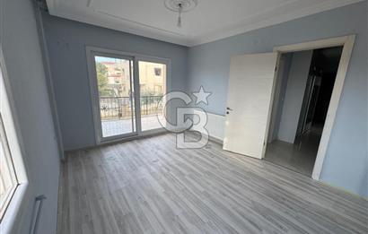 Foça Bağarası Kazım Dirik Mah. Kiralık 3+1 Bahçe Katı Daire