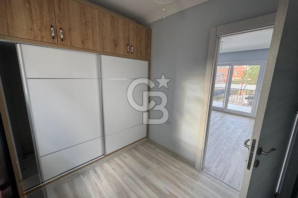 Foça Bağarası Kazım Dirik Mah. Kiralık 3+1 Bahçe Katı Daire