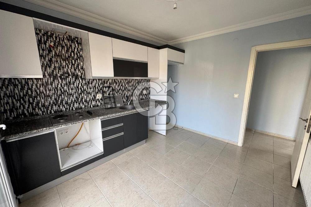 Foça Bağarası Kazım Dirik Mah. Kiralık 3+1 Bahçe Katı Daire