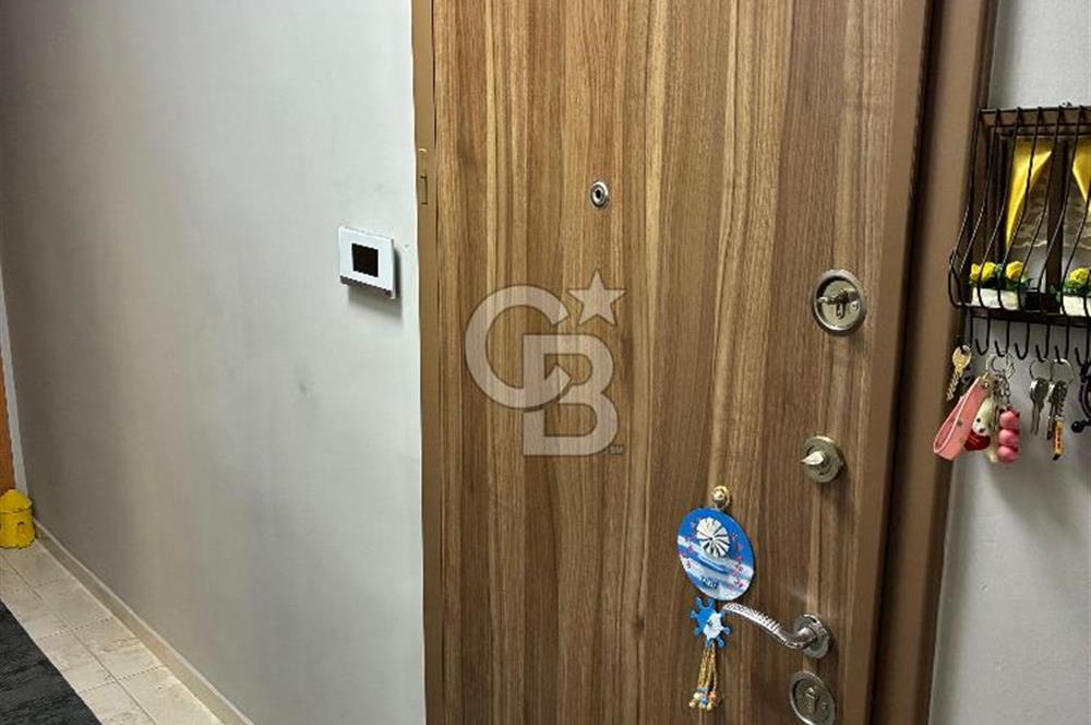 Sancaktepe Safa Mahallesinde Satılık 2+1 İçi Yapılı Arakat Daire