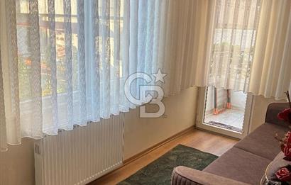 Sancaktepe Safa Mahallesinde Satılık 2+1 İçi Yapılı Arakat Daire