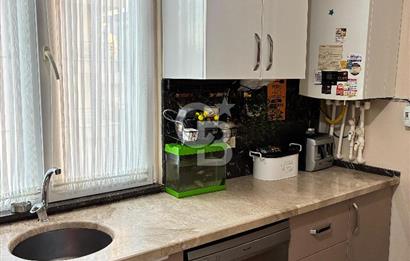 Sancaktepe Safa Mahallesinde Satılık 2+1 İçi Yapılı Arakat Daire