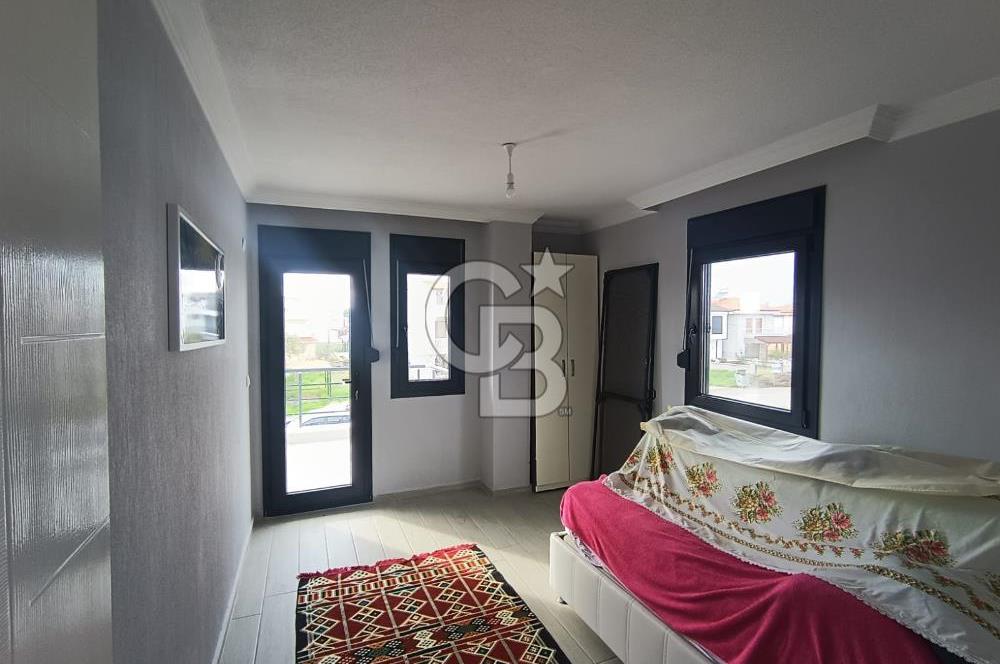  DENİZE YÜRÜME MESAFESİNDE | ALTINOVA’DA EŞYALI TERASLI MÜSTAKİL 4+1 VİLLA