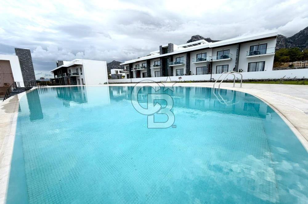 Girne Karaoğlanoğlu Havuzlu Sitede Full Eşyalı Deniz Manzaralı 1+1 Kiralık Daireler