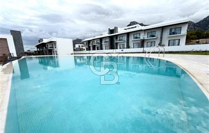 Girne Karaoğlanoğlu Full Eşyalı ve Havuzlu Sitede Deniz Manzaralı 2+1 Kiralık Daireler
