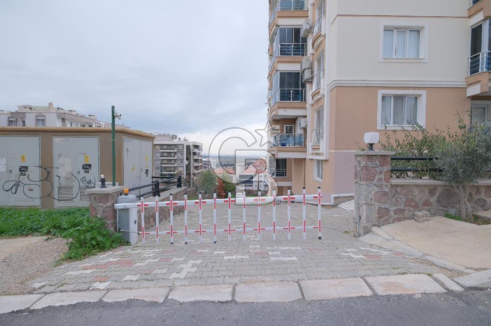 Ulukent İstiklal Mahallesi Öztürk Konakları-4 Ferah 3+1 Satılık Daire