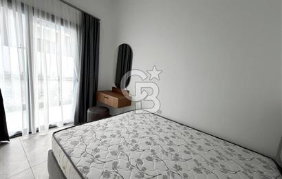 Girne Karaoğlanoğlu Havuzlu Sitede Full Eşyalı Deniz Manzaralı 1+1 Bahçe Kullanımlı Kiralık Daireler