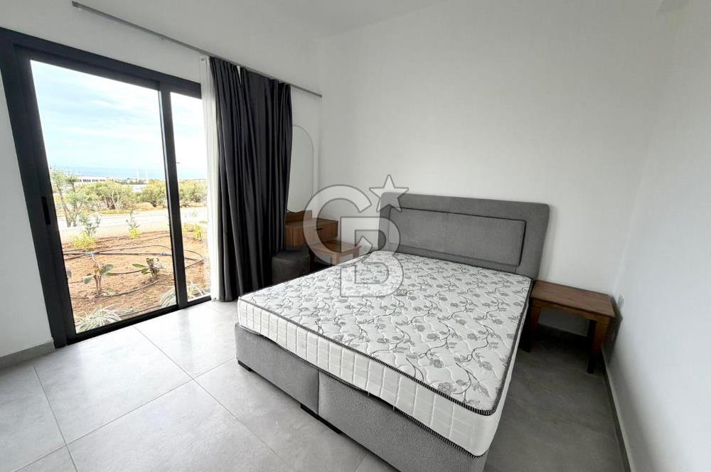 Girne Karaoğlanoğlu Full Eşyalı ve Havuzlu Sitede Deniz Manzaralı 2+1 Kiralık Daireler