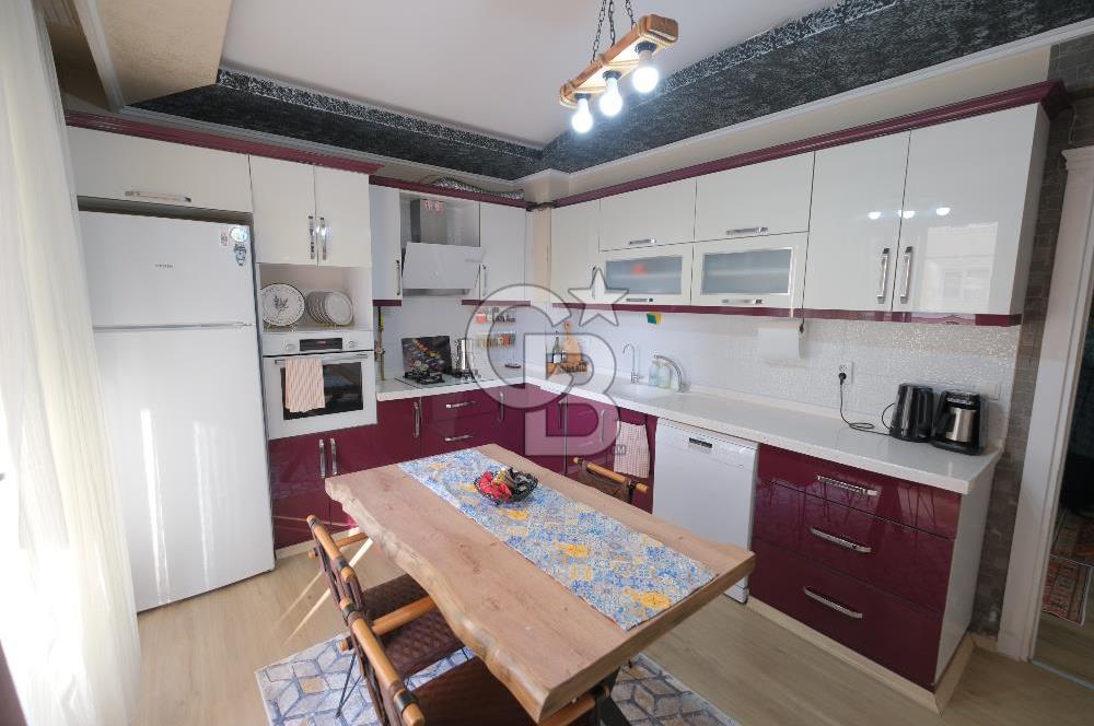 Ulukent İstiklal Mahallesi Öztürk Konakları-4 Ferah 3+1 Satılık Daire