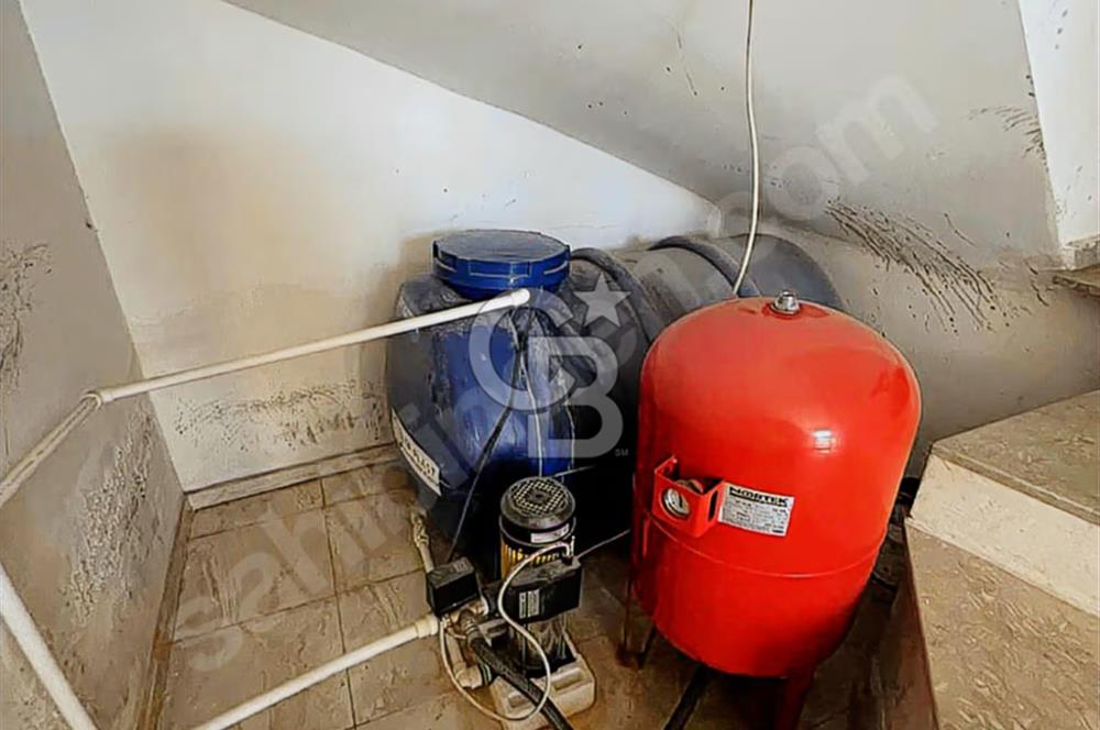 EVONA'DAN MURADİYE FULL EŞYALI ARA KAT SATILIK 2+1 DAİRE