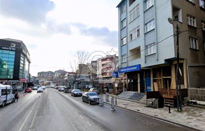 Cadde Üzeri, Geniş, Merkezi Konumda, 2 Balkonlu Kiralık Daire