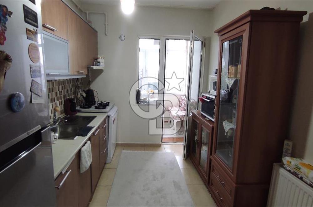 BEYLİKDÜZÜ ADNAN KAHVECİ'DE SATILIK 2+1 DAİRE