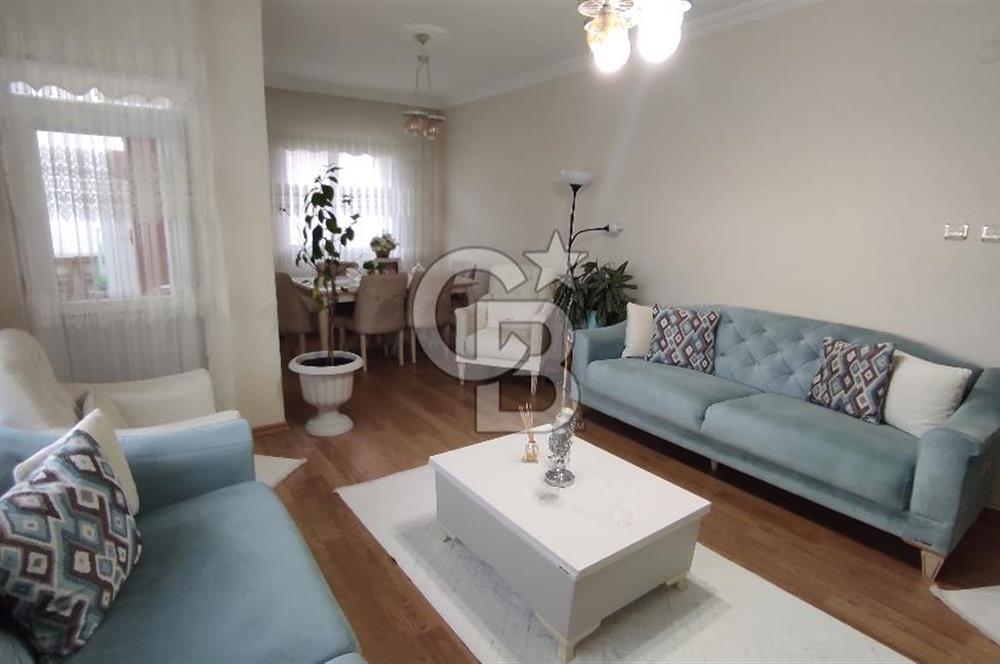 BEYLİKDÜZÜ ADNAN KAHVECİ'DE SATILIK 2+1 DAİRE