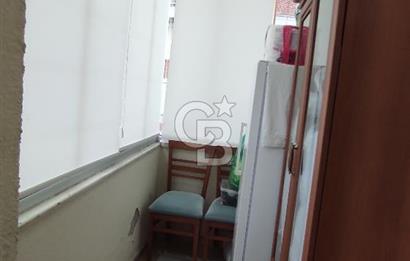 BEYLİKDÜZÜ ADNAN KAHVECİ'DE SATILIK 2+1 DAİRE