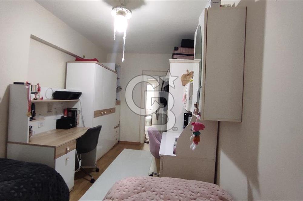 BEYLİKDÜZÜ ADNAN KAHVECİ'DE SATILIK 2+1 DAİRE