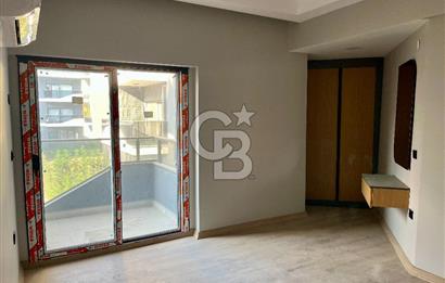 çiğli Azel Deluxe Sitesi Satılık Teraslı 2+1 Daire