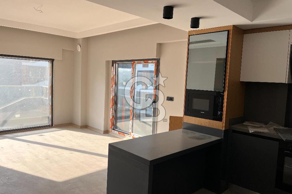 çiğli Azel Deluxe Sitesi Satılık Teraslı 2+1 Daire