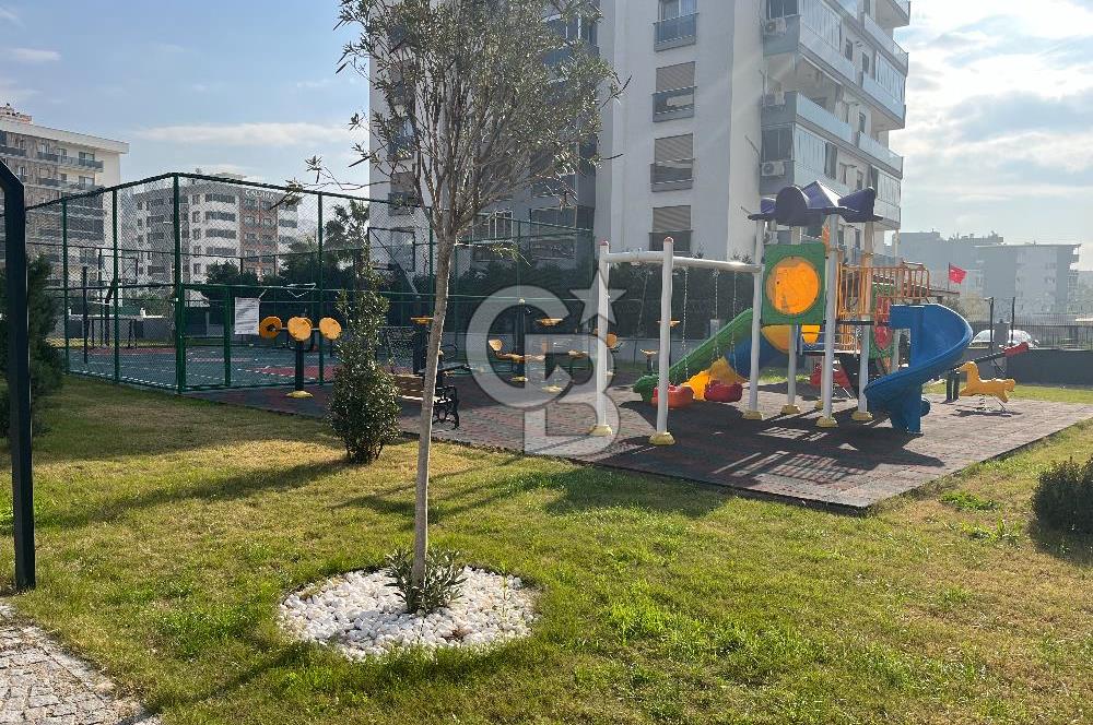 Çiğli Azel Deluxe sitesi Geniş Teraslı Satılık 3+1 Daire