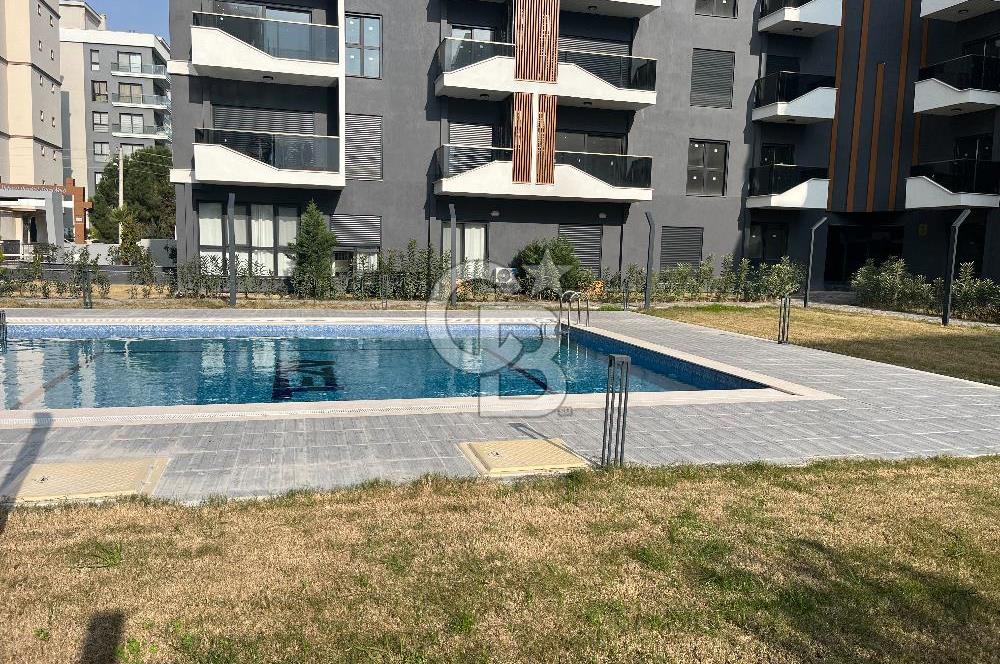 Çiğli Azel Deluxe sitesi Geniş Teraslı Satılık 3+1 Daire