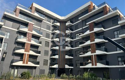 Çiğli Azel Deluxe sitesi Geniş Teraslı Satılık 3+1 Daire