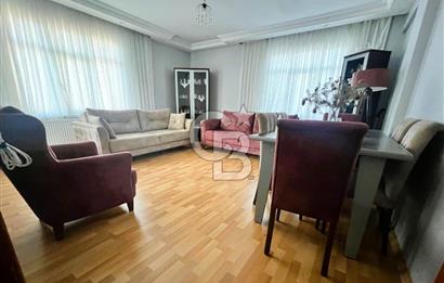 Cadde Üzeri, Geniş, Merkezi Konumda, 2 Balkonlu Kiralık Daire