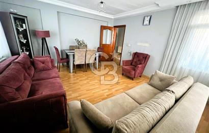 Cadde Üzeri, Geniş, Merkezi Konumda, 2 Balkonlu Kiralık Daire