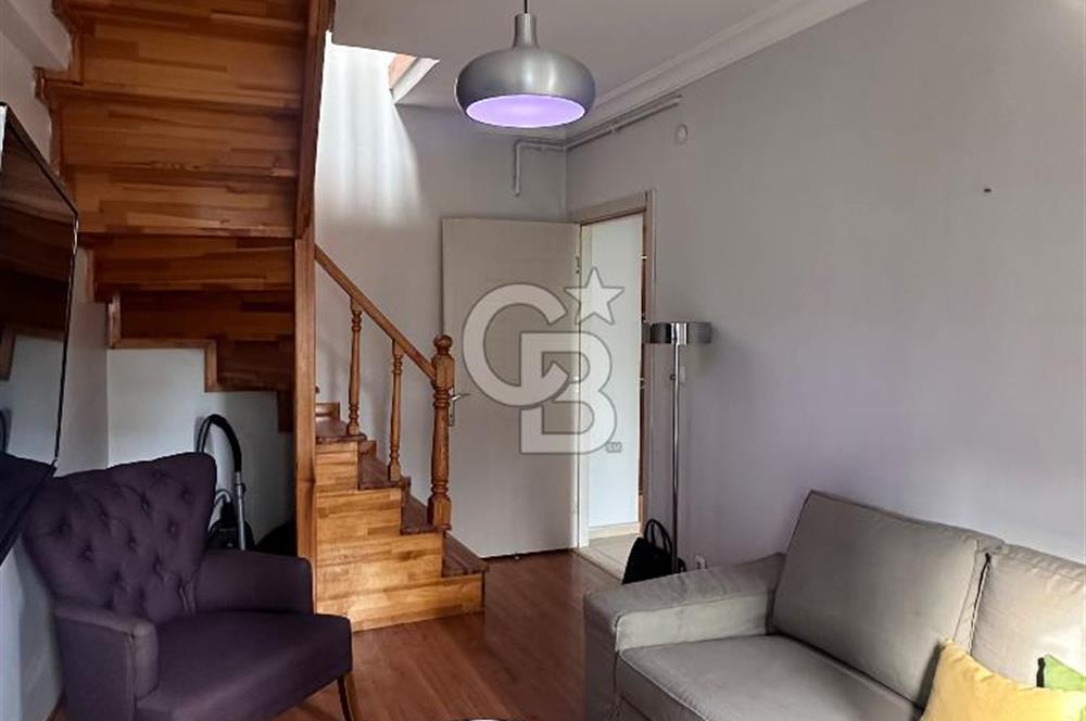 Beyoğlu Galata‘da satılık 3 + 1 teraslı daire