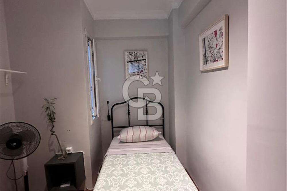 Beyoğlu Galata‘da satılık 3 + 1 teraslı daire