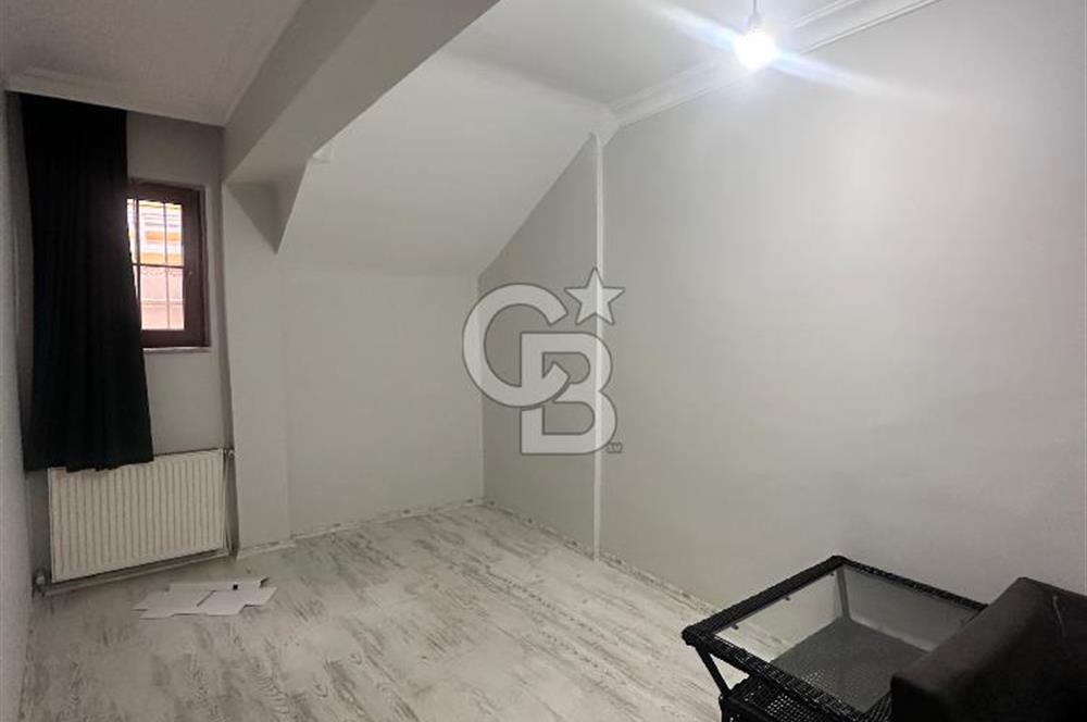 Beyoğlu Galata’da kullanışlı satılık 2 + 1 daire